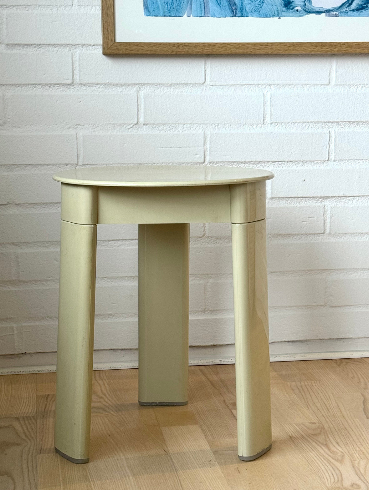 Gedy stool