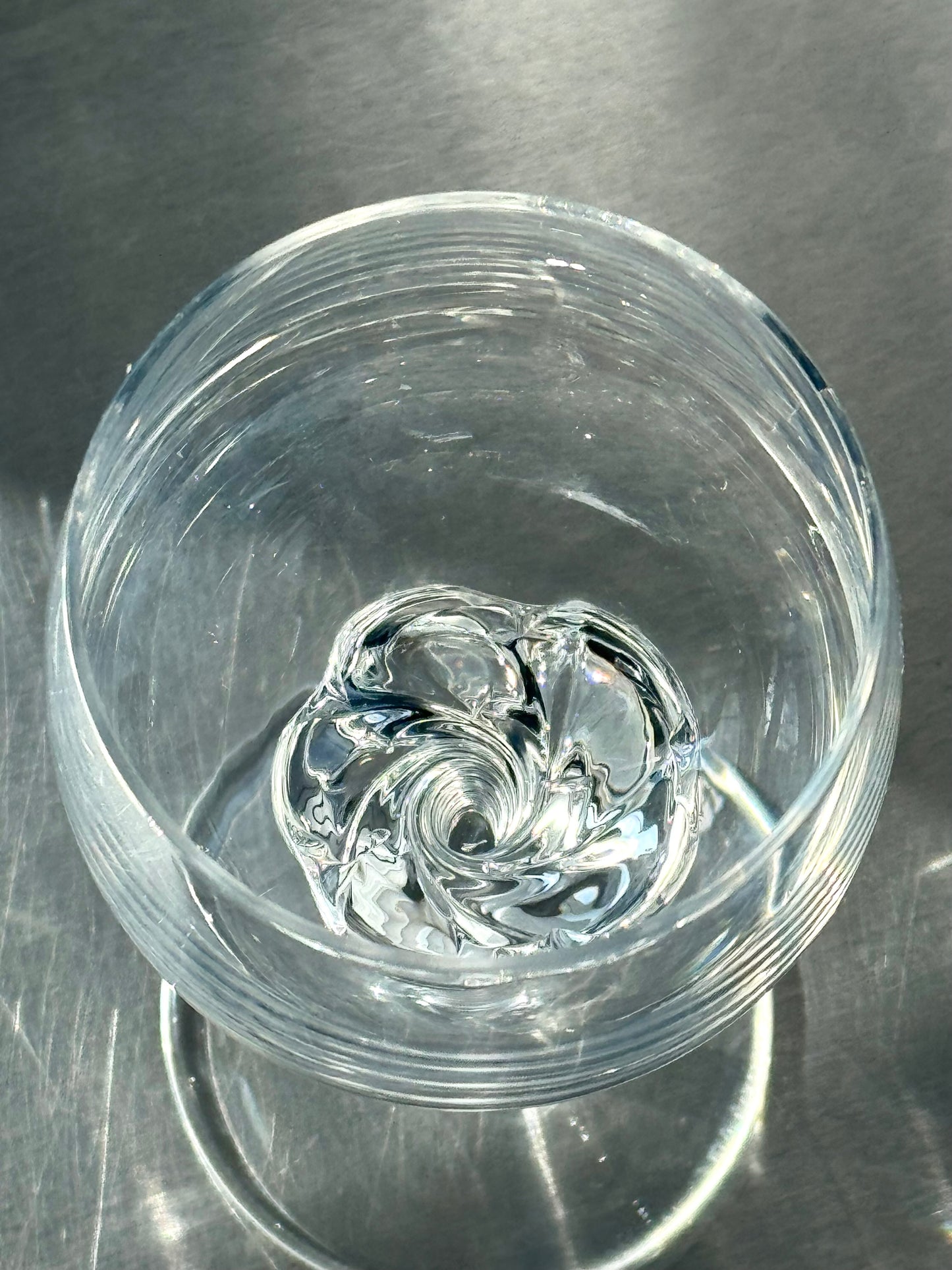 Swirl stem Wine glasses