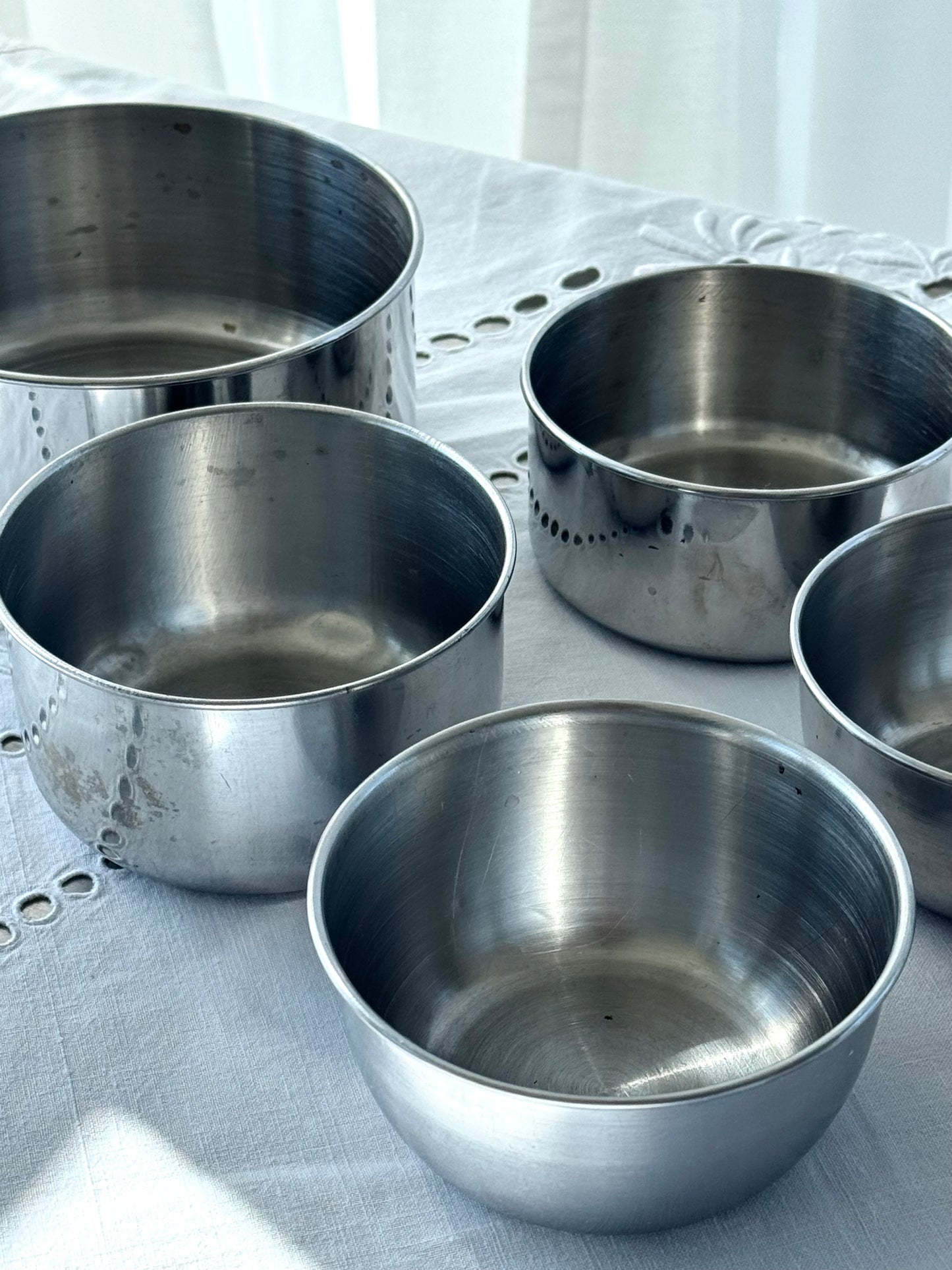 Steel bowls