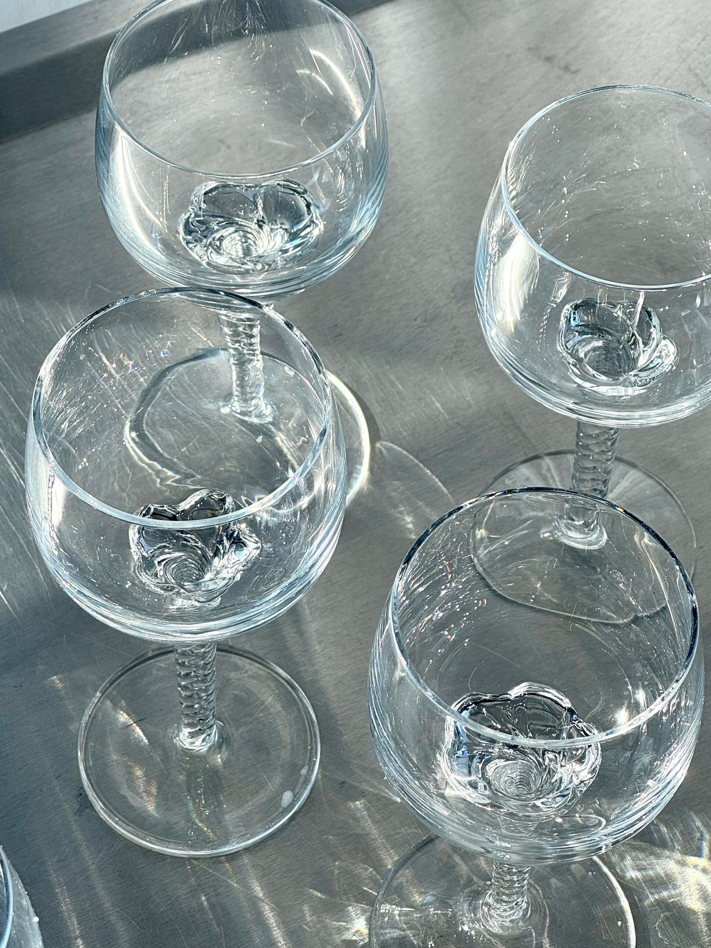 Swirl stem Wine glasses