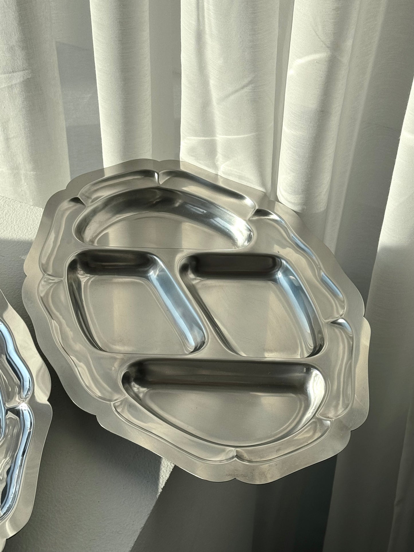 Divided dish