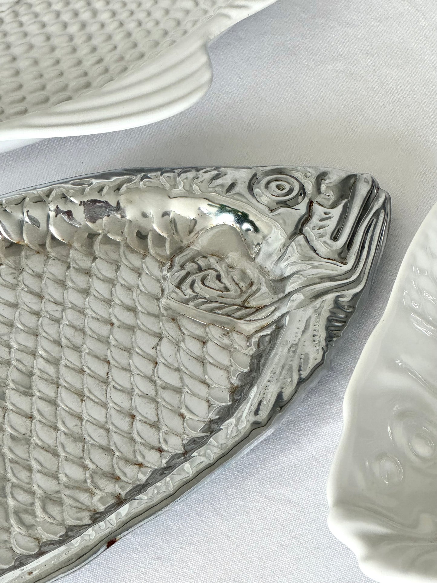 Steel fish dish