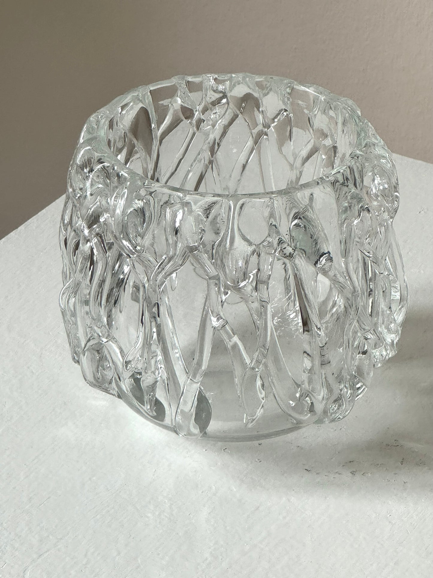 Structured vase