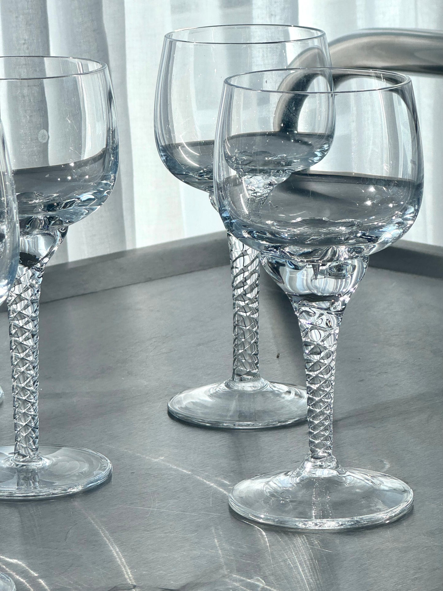 Swirl stem Wine glasses