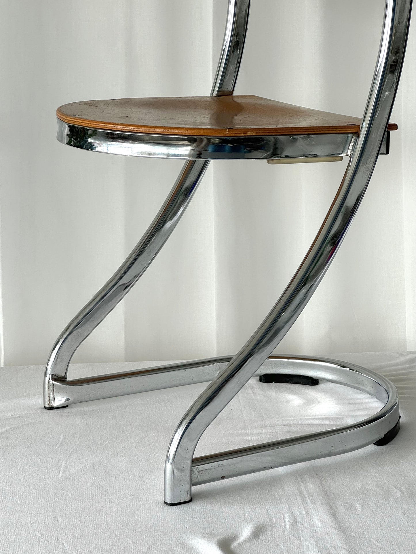 Souvignet Plichanse Stacking chair