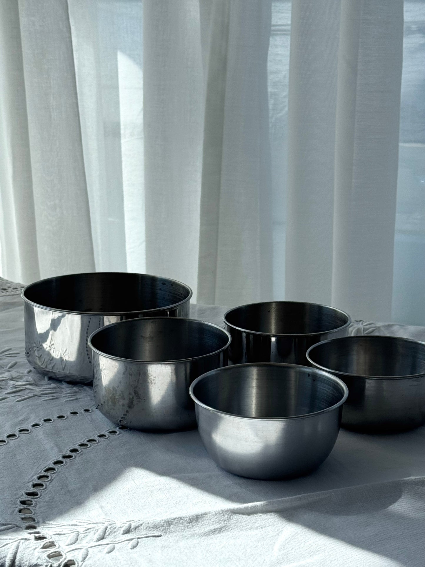 Steel bowls