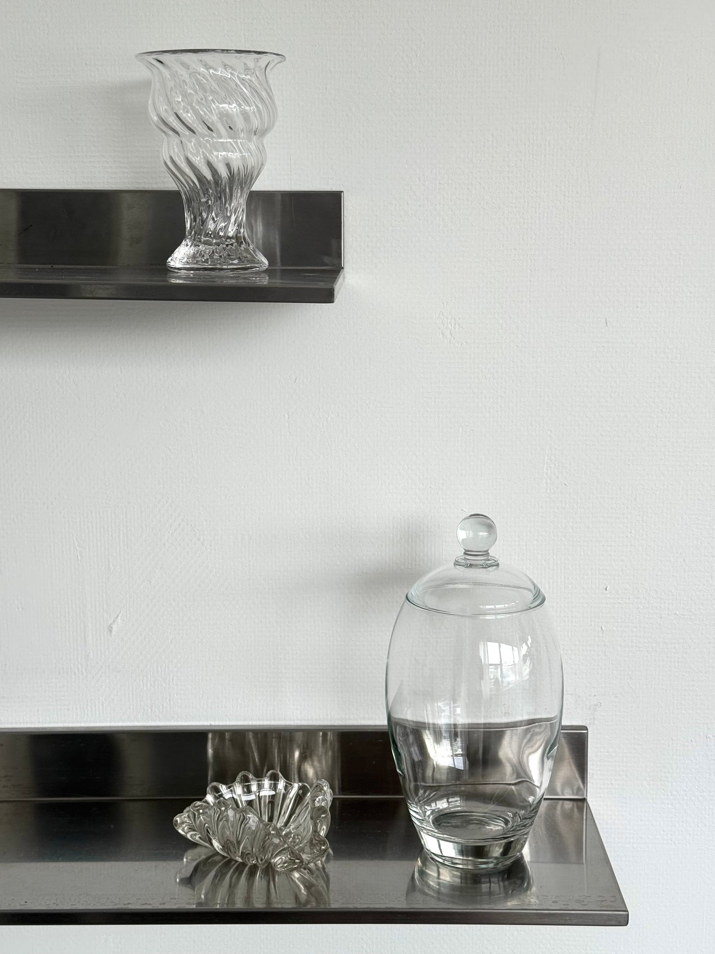 Big glass bonbonniere