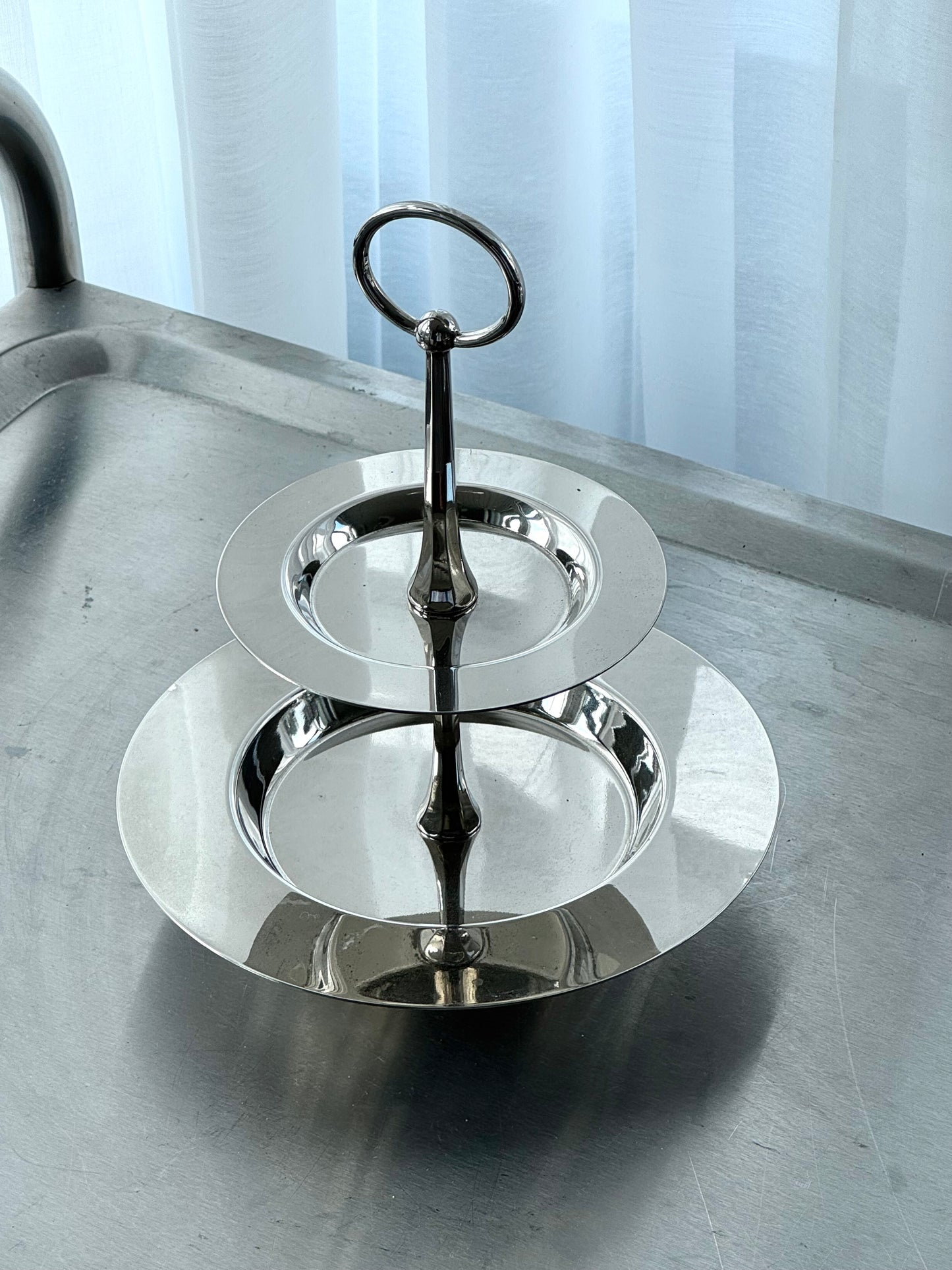 Small etagere