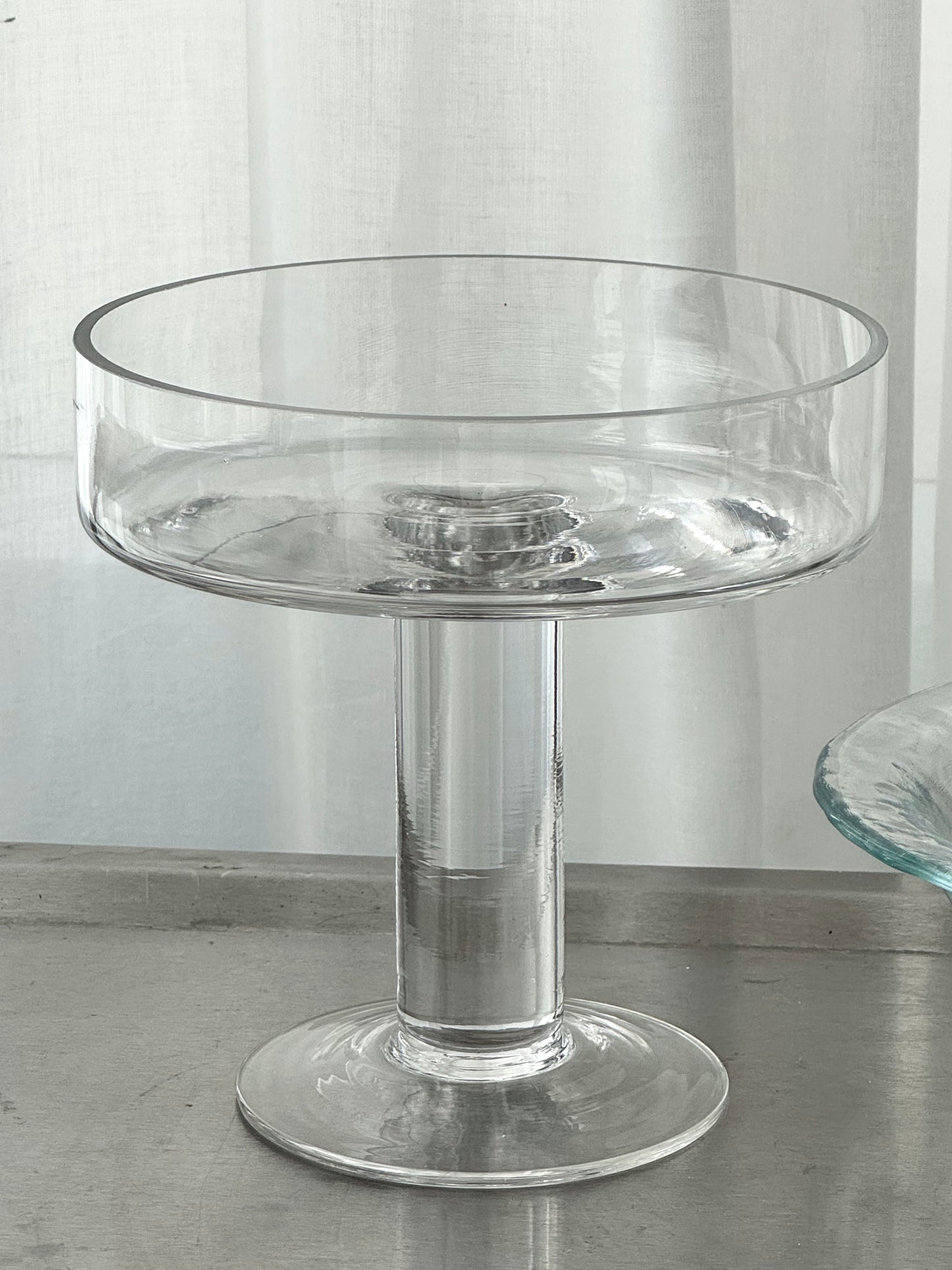 Chunky glass stand