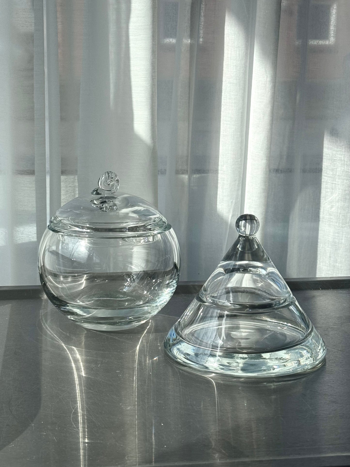 Glass bonbonniere