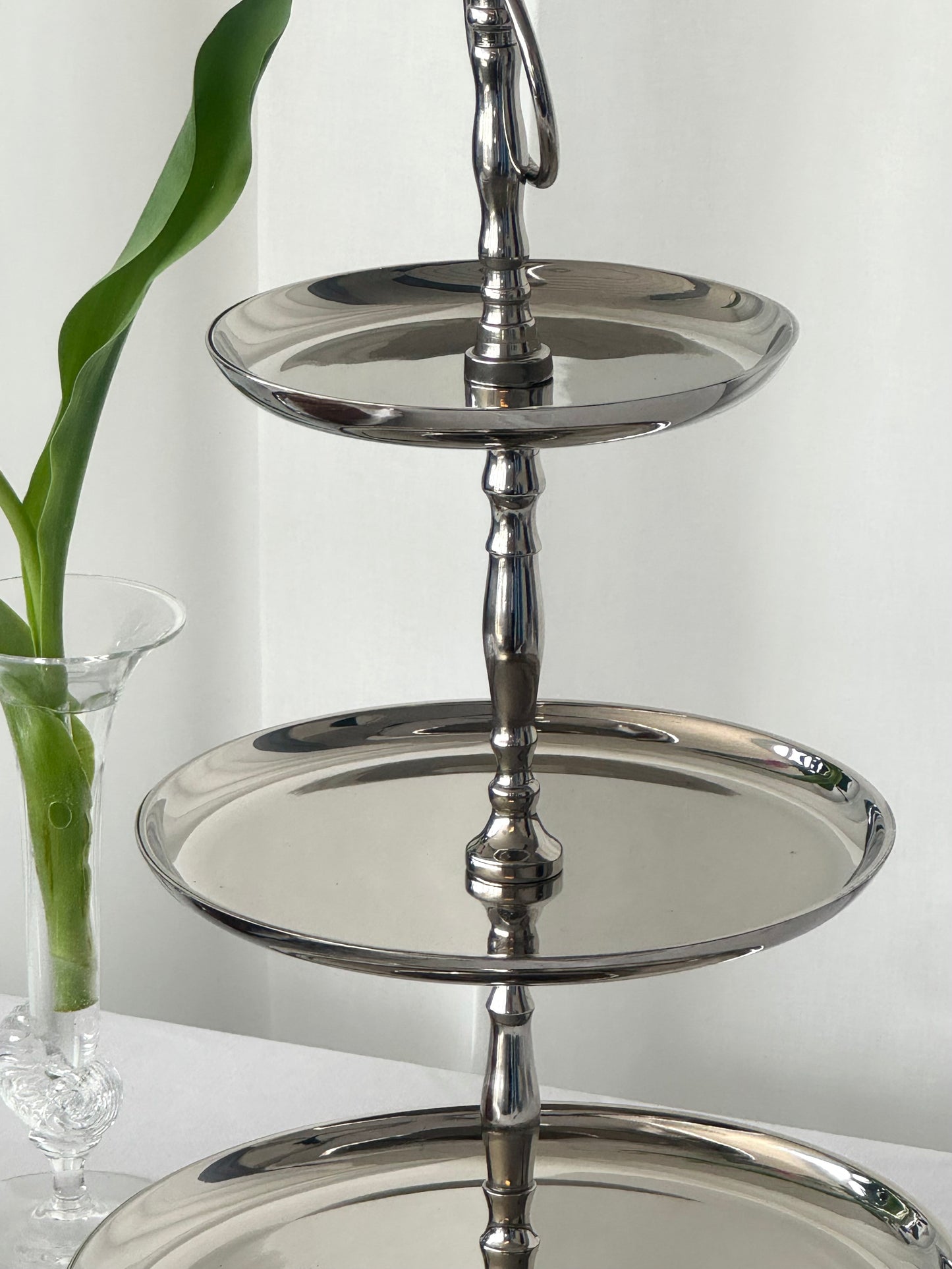 3 tier etagere