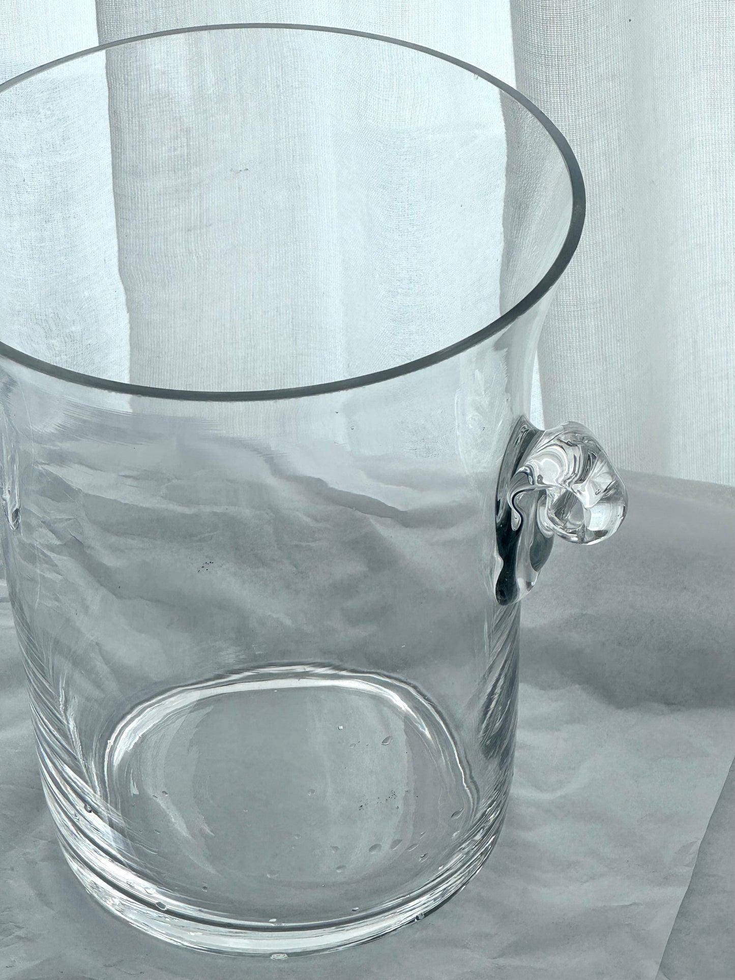 Wine cooler / ice bucket