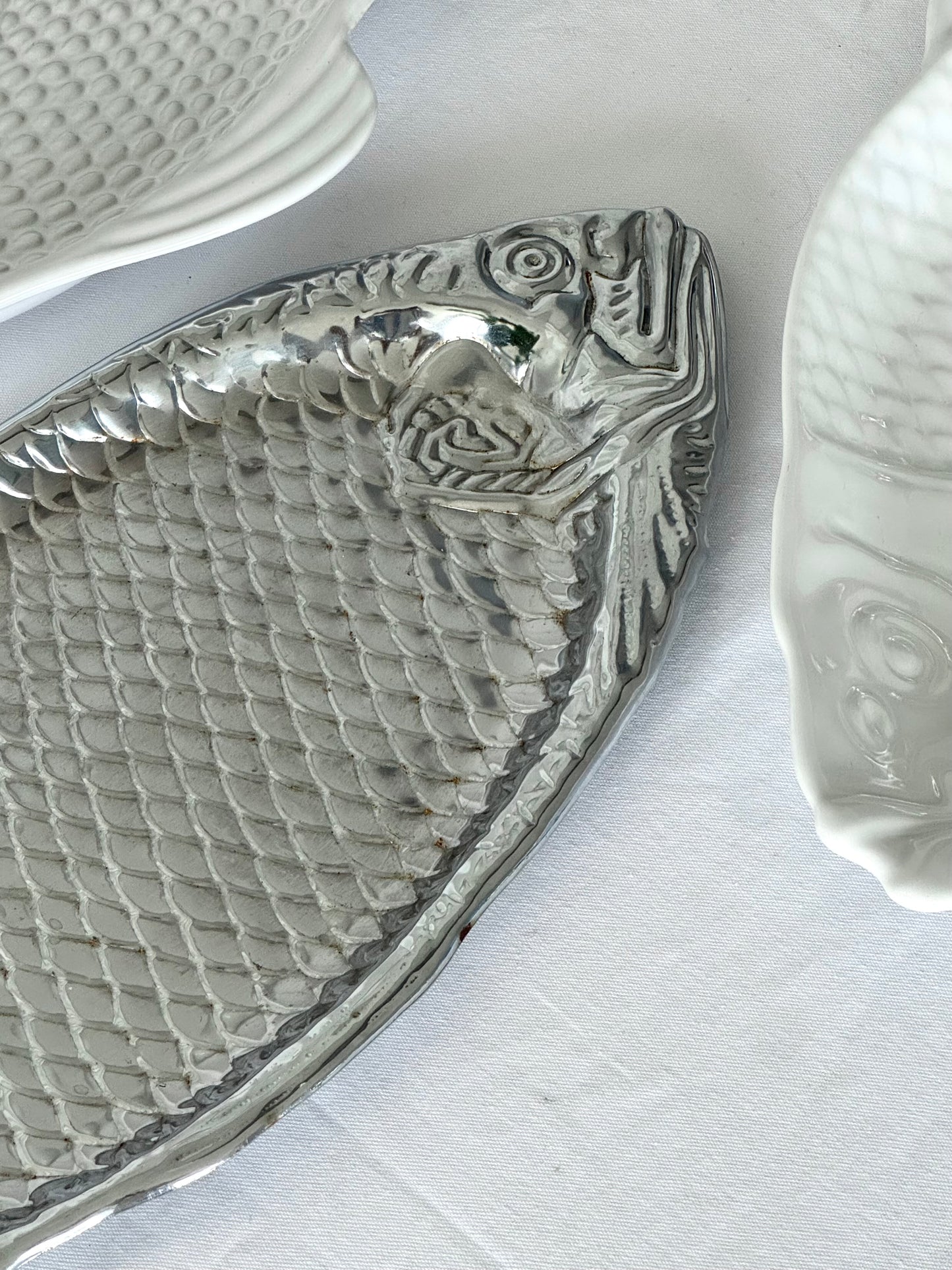 Steel fish dish