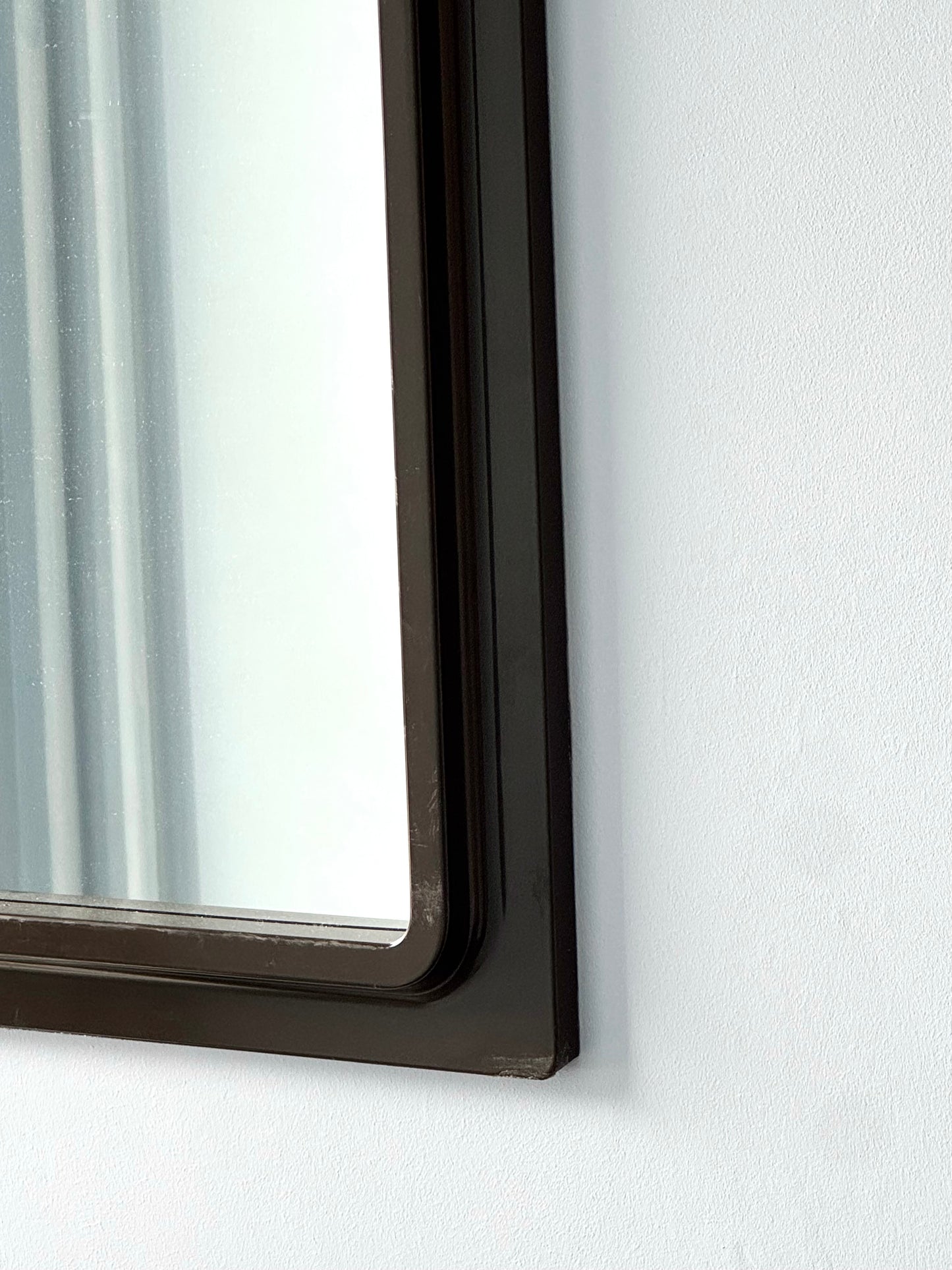 GDR mirror
