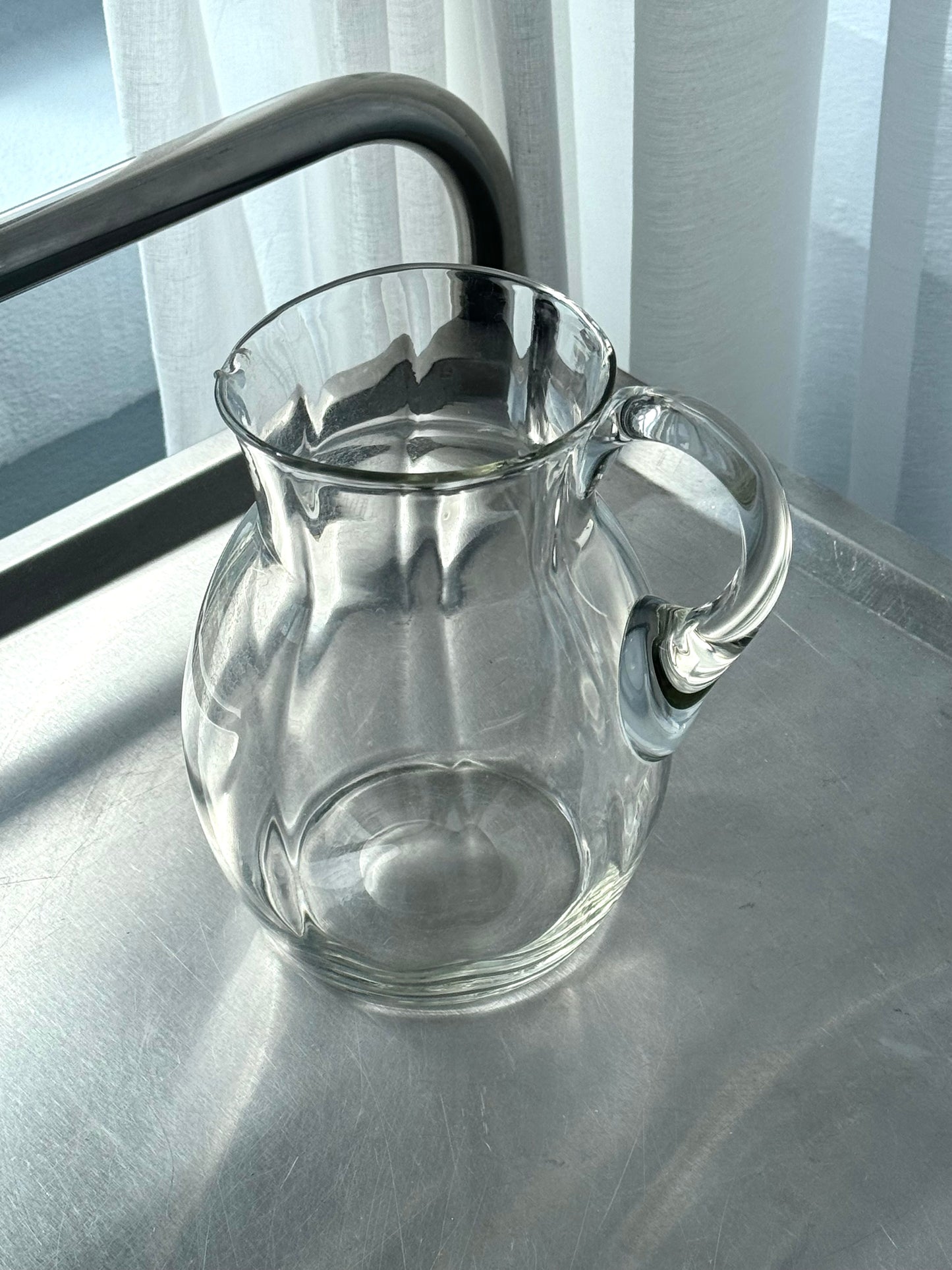 Glass jug