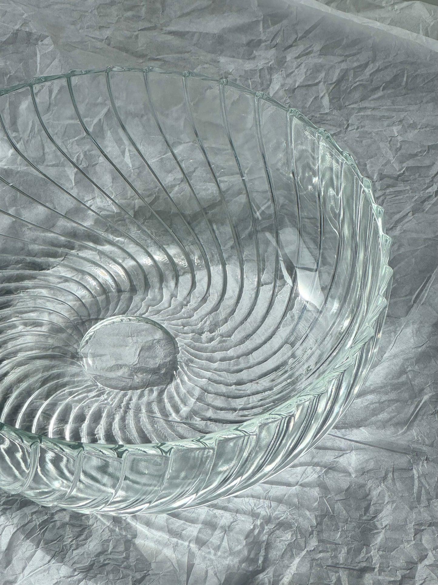 Swirling bowl
