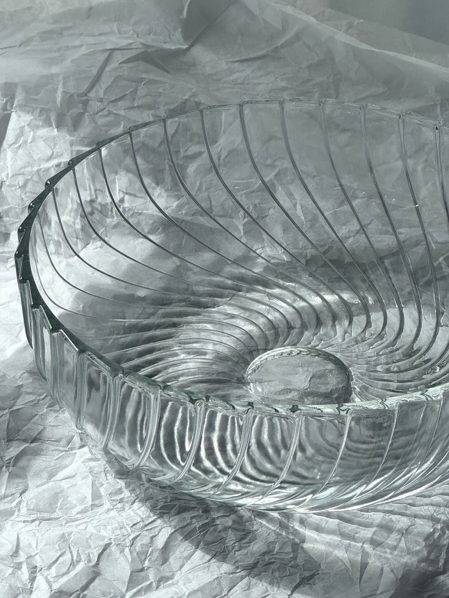 Swirling bowl