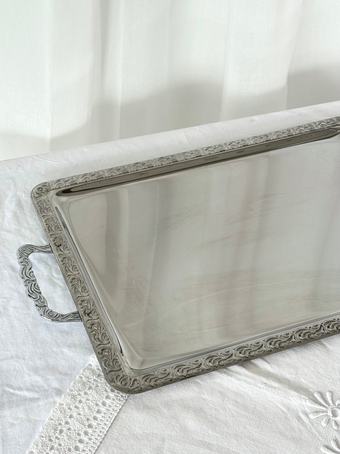 Large tray