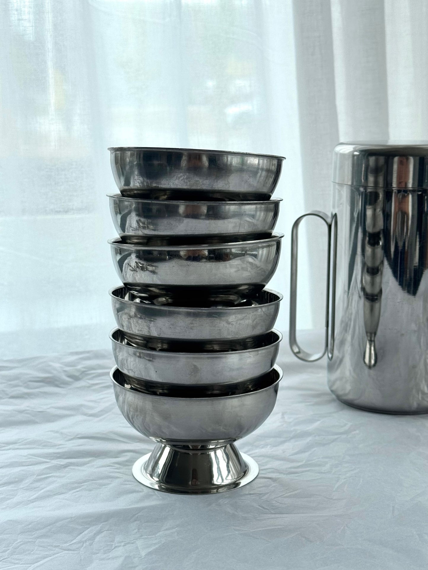 Steel coupes