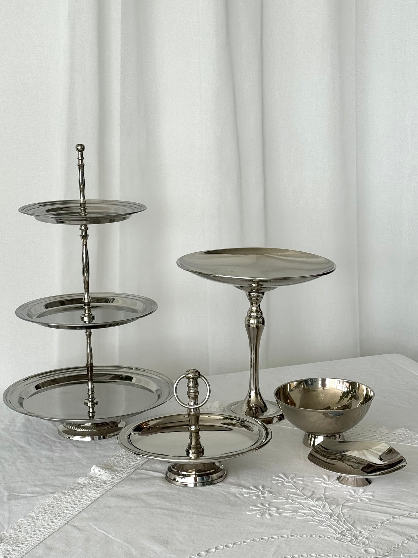 Tall etagere