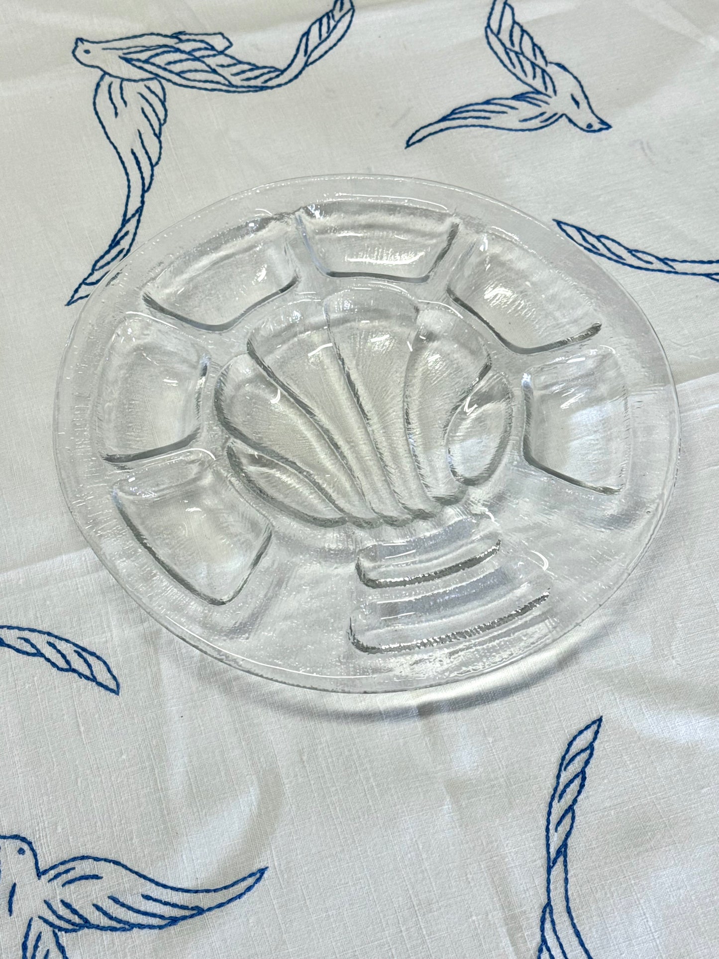 Clam serving dish