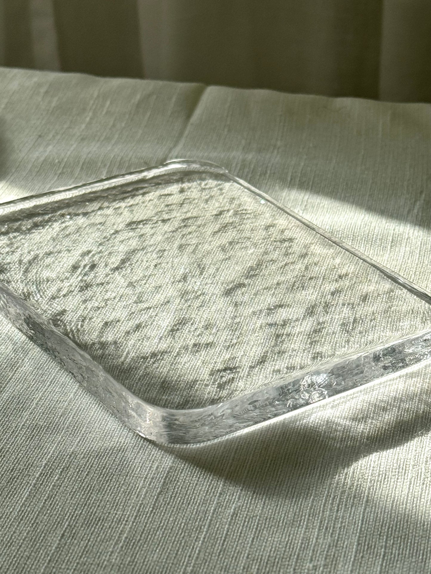 Glass cheese board