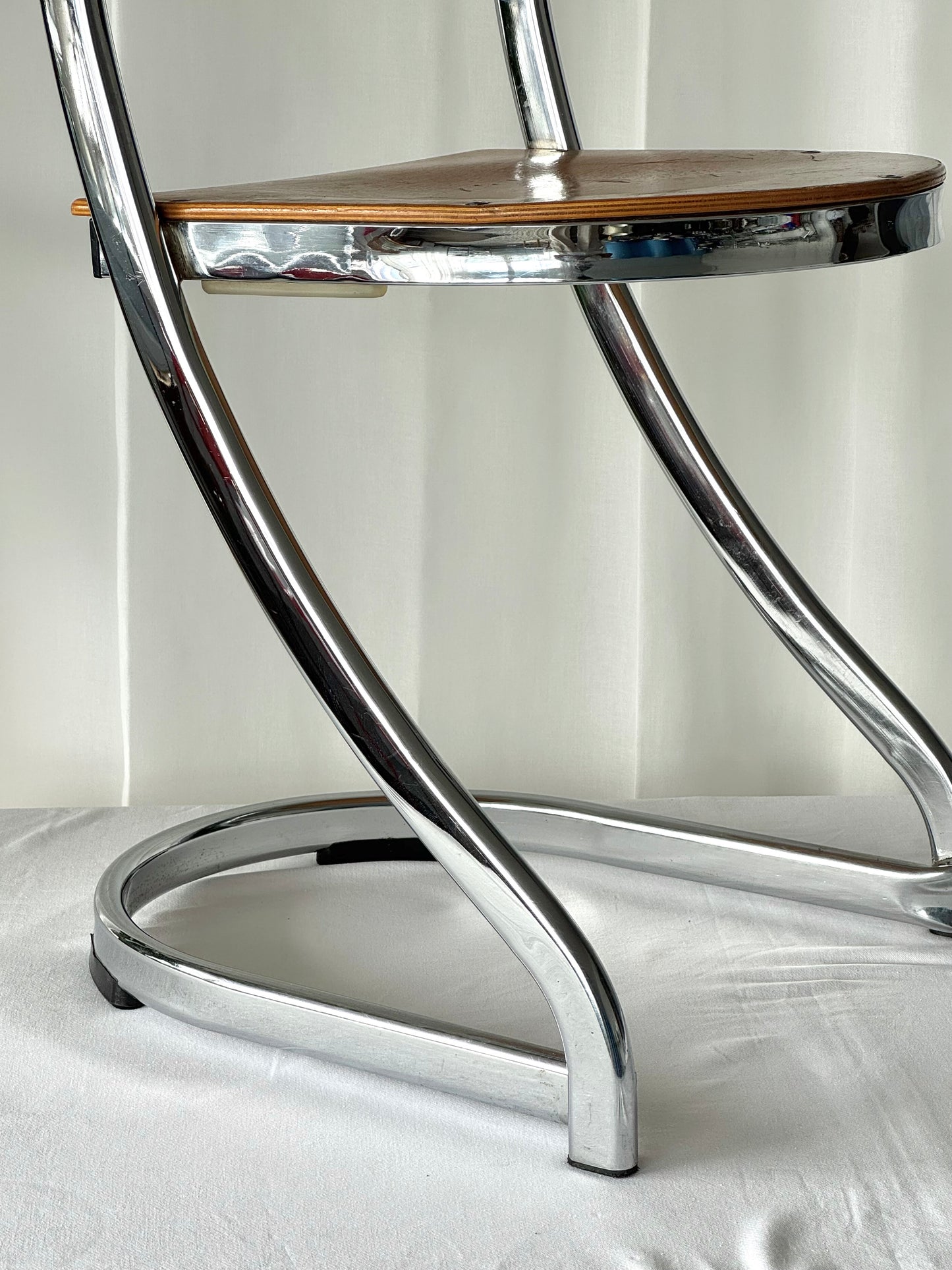 Souvignet Plichanse Stacking chair