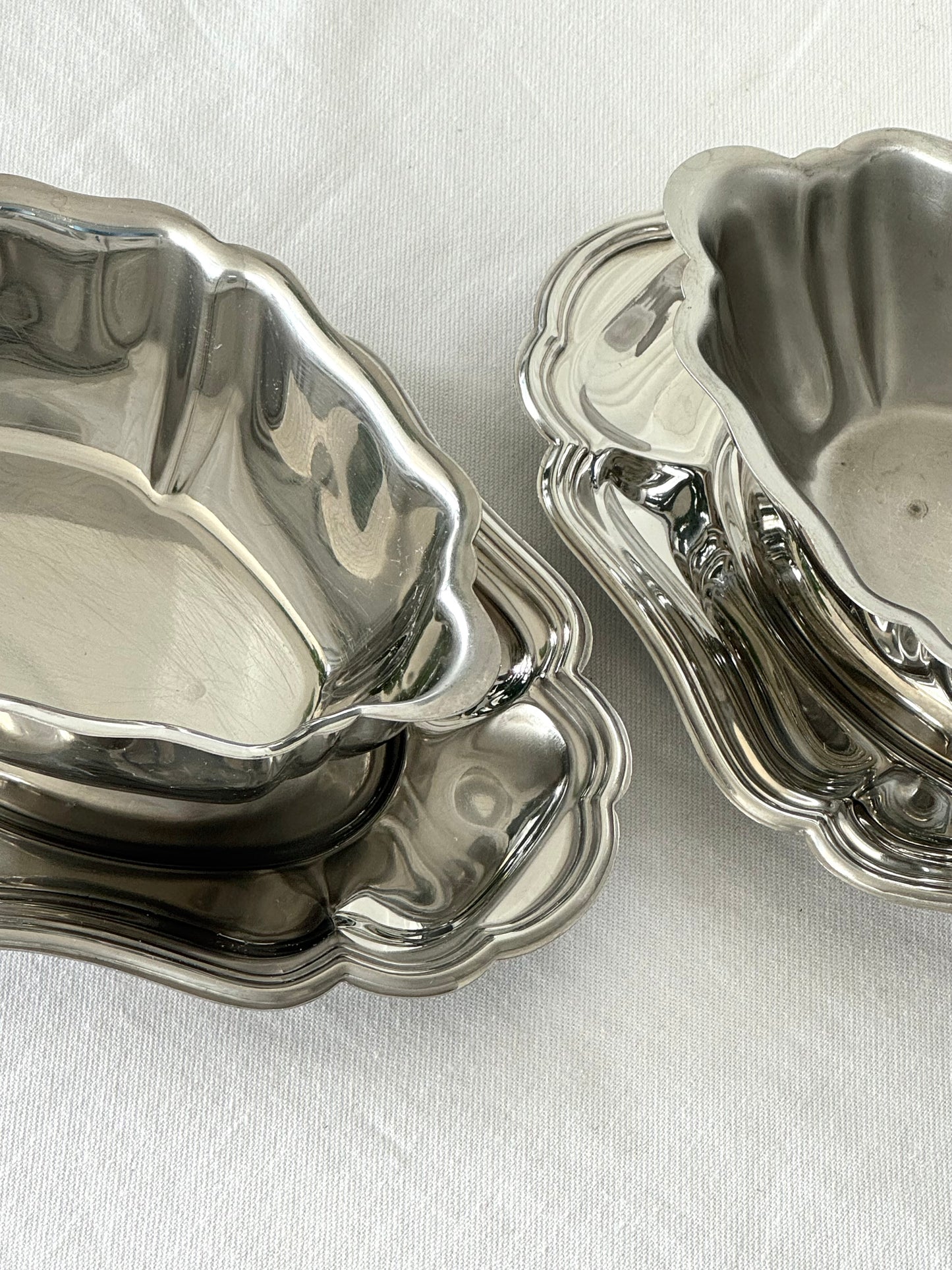 Italian gravy boat
