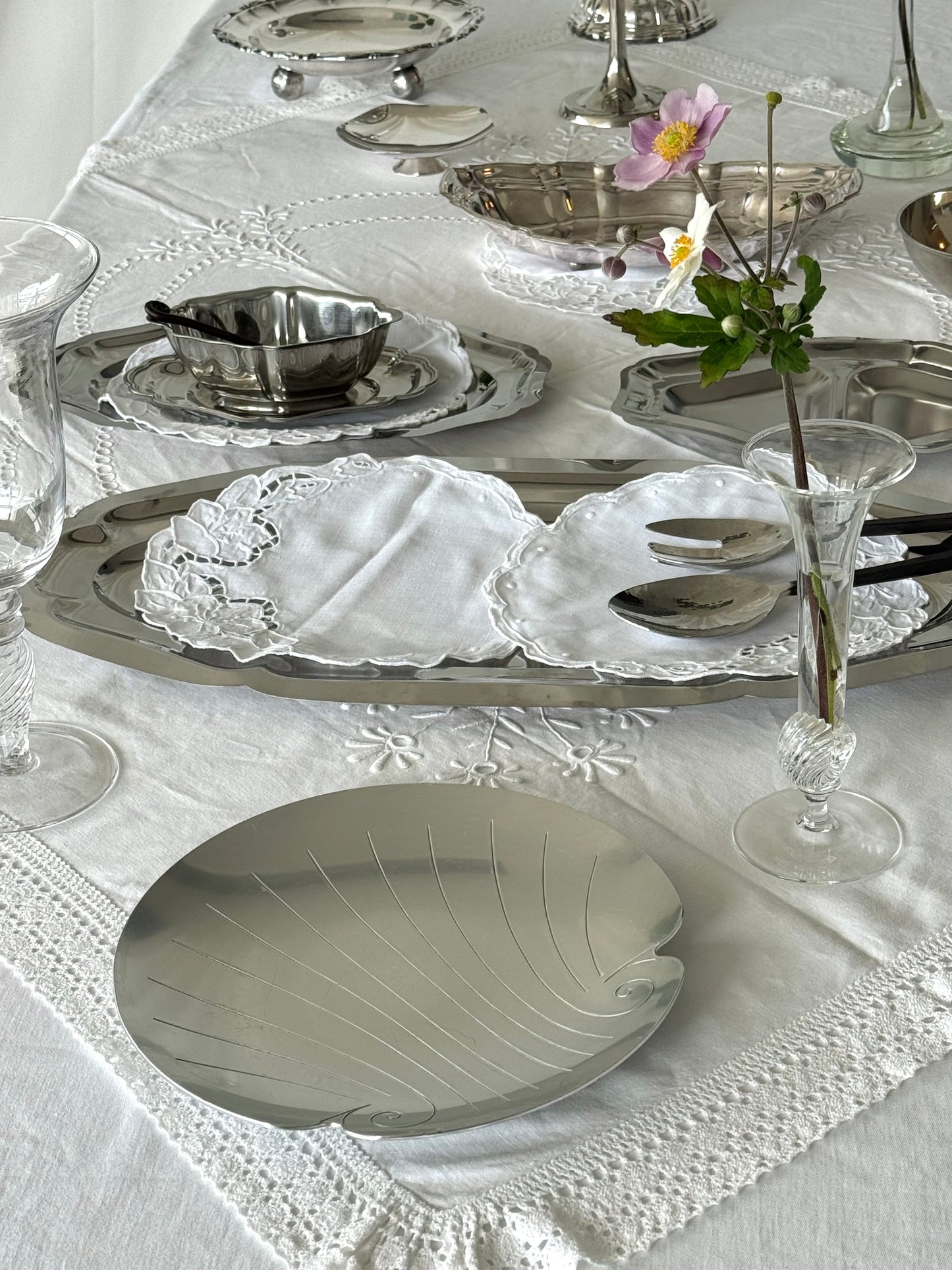 Vintage clam dish