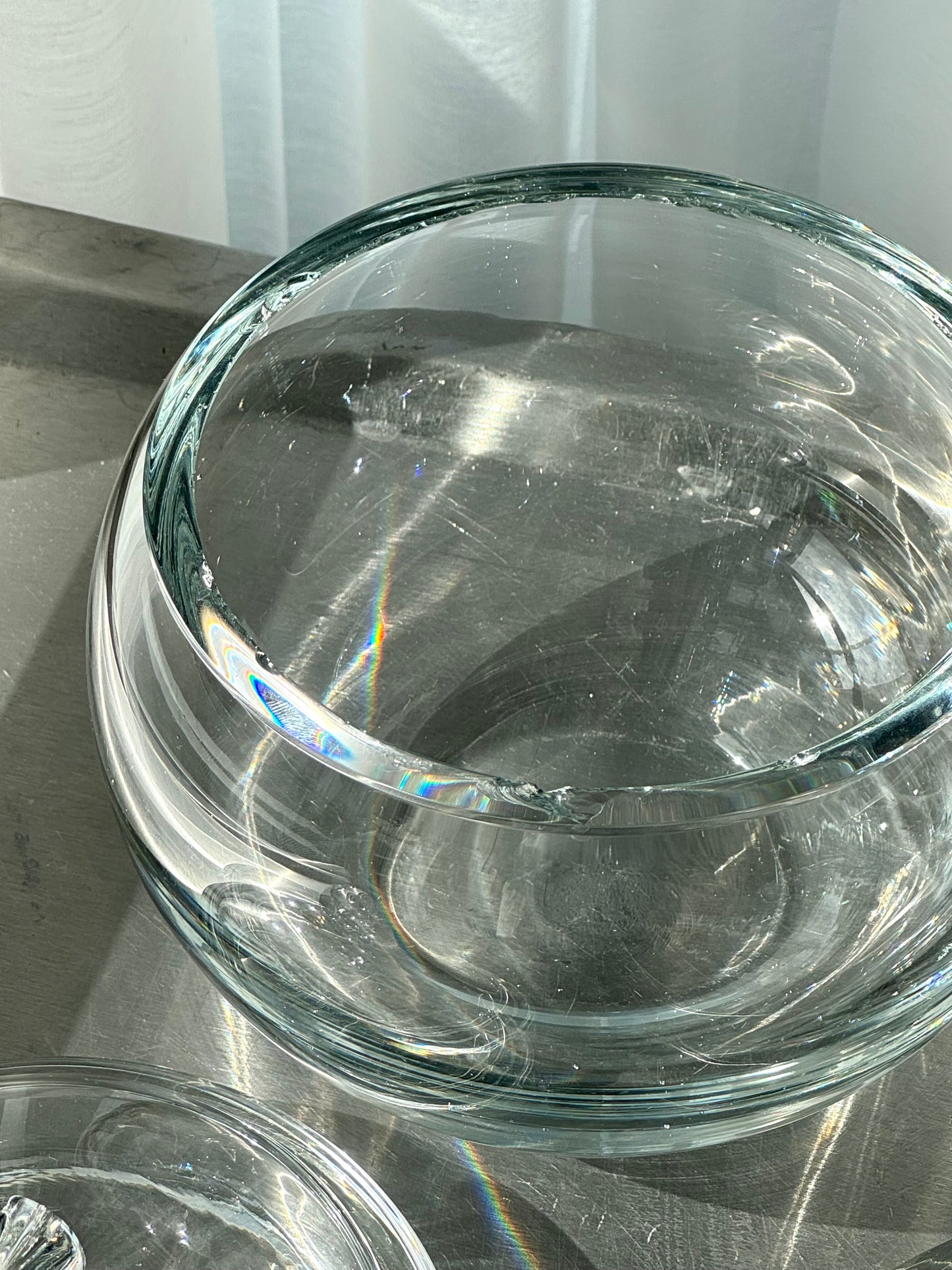 Glass bonbonniere