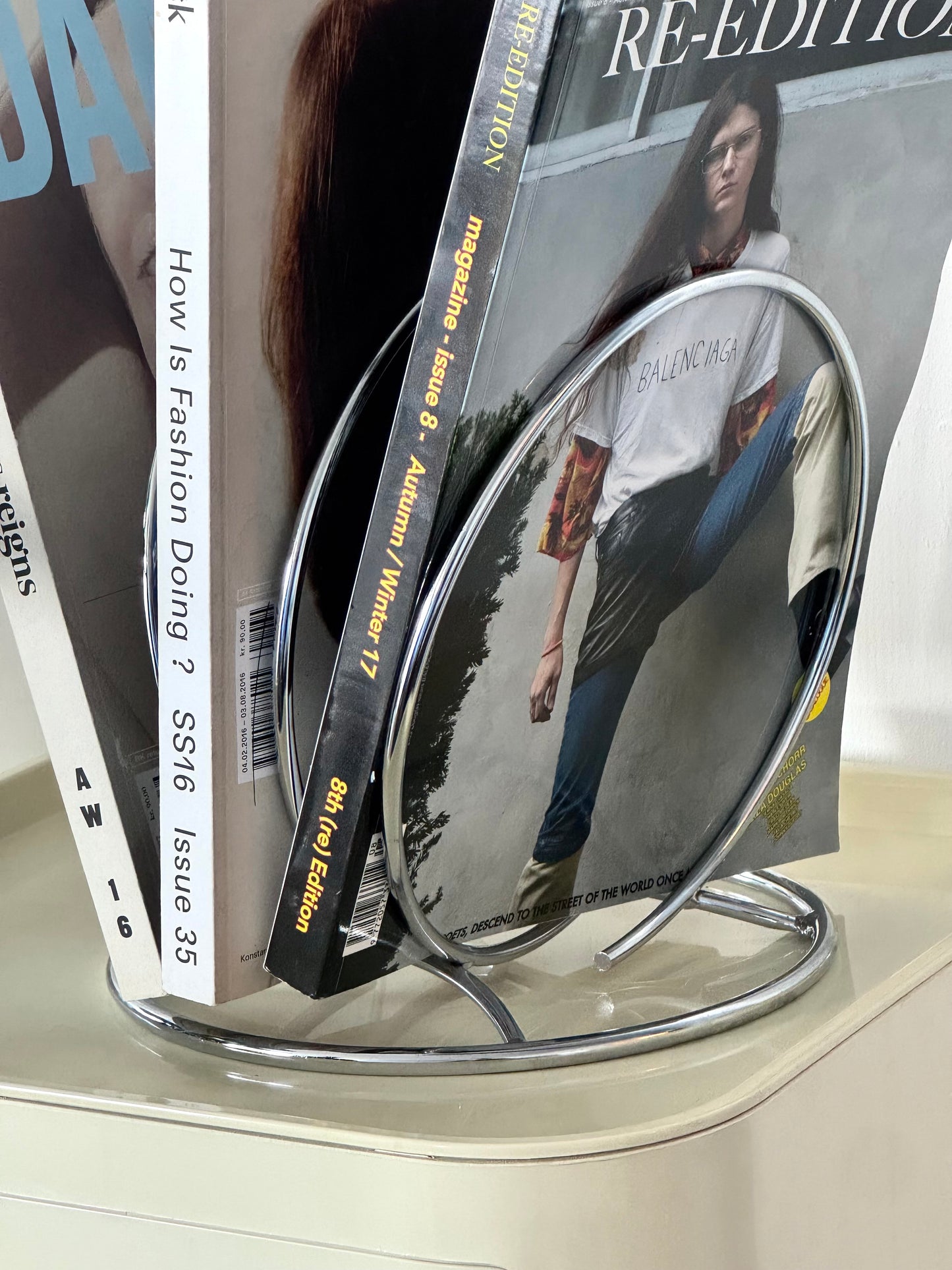 Magazine rack