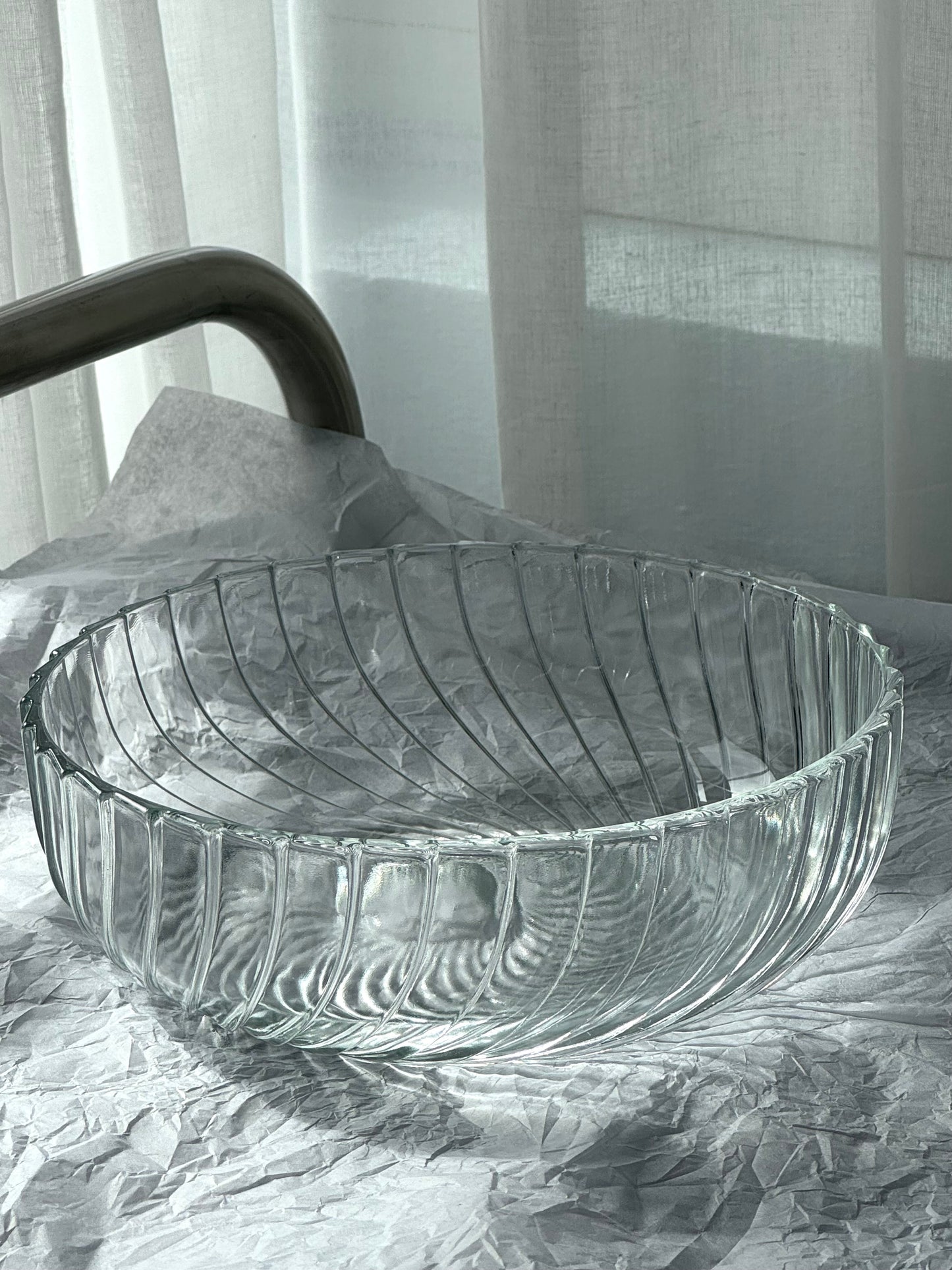 Swirling bowl