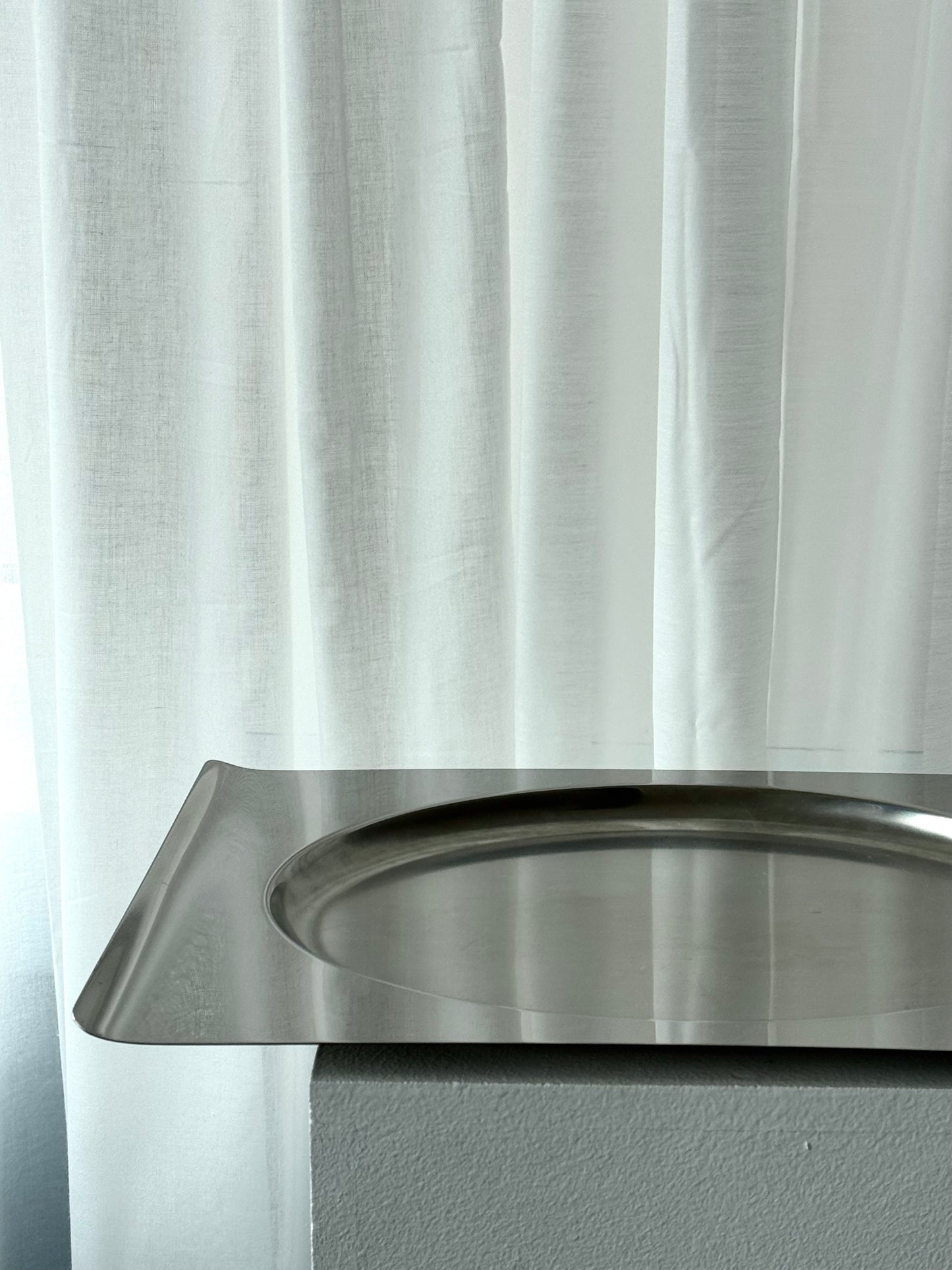 Steel dish
