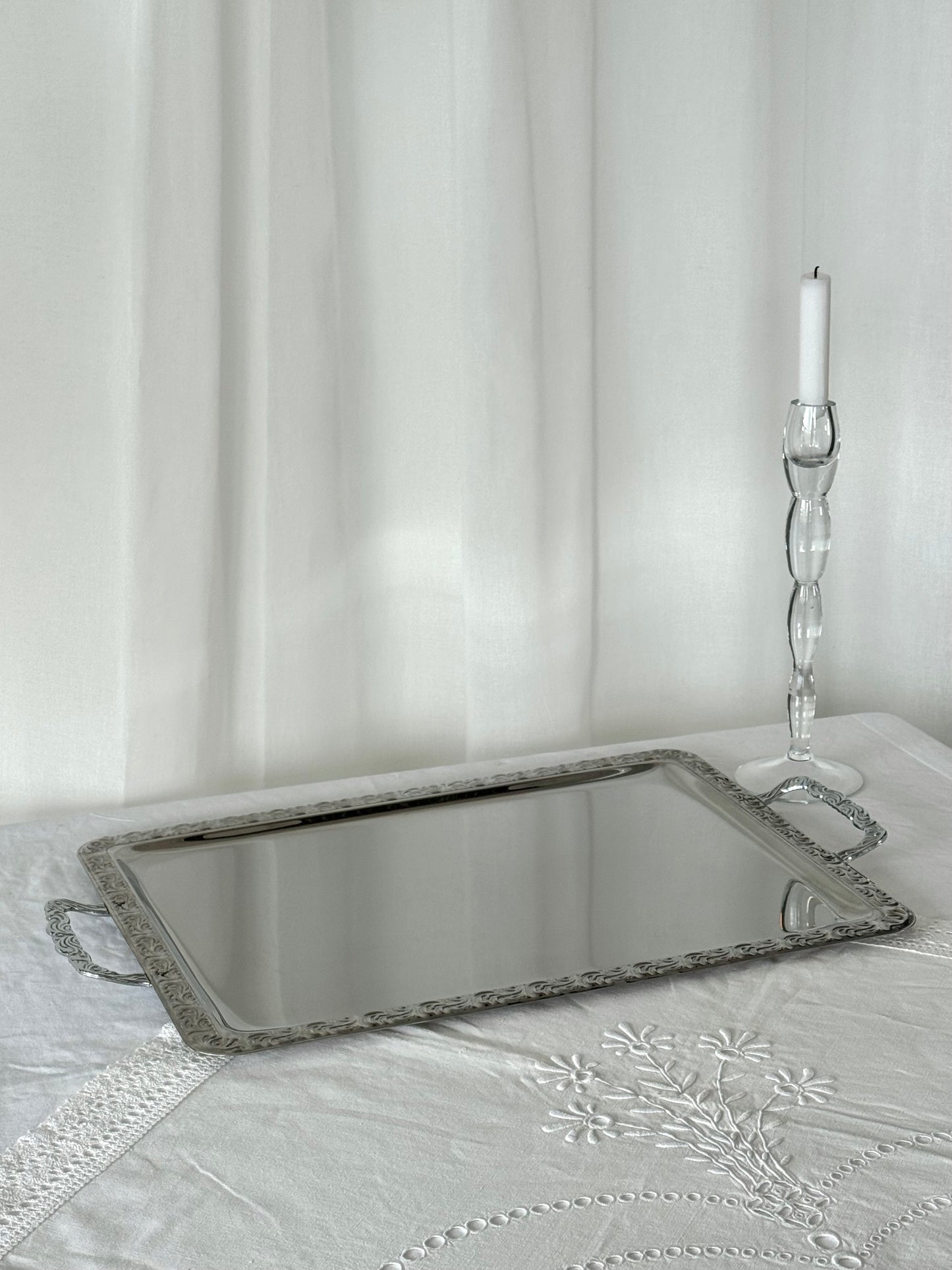 Large tray