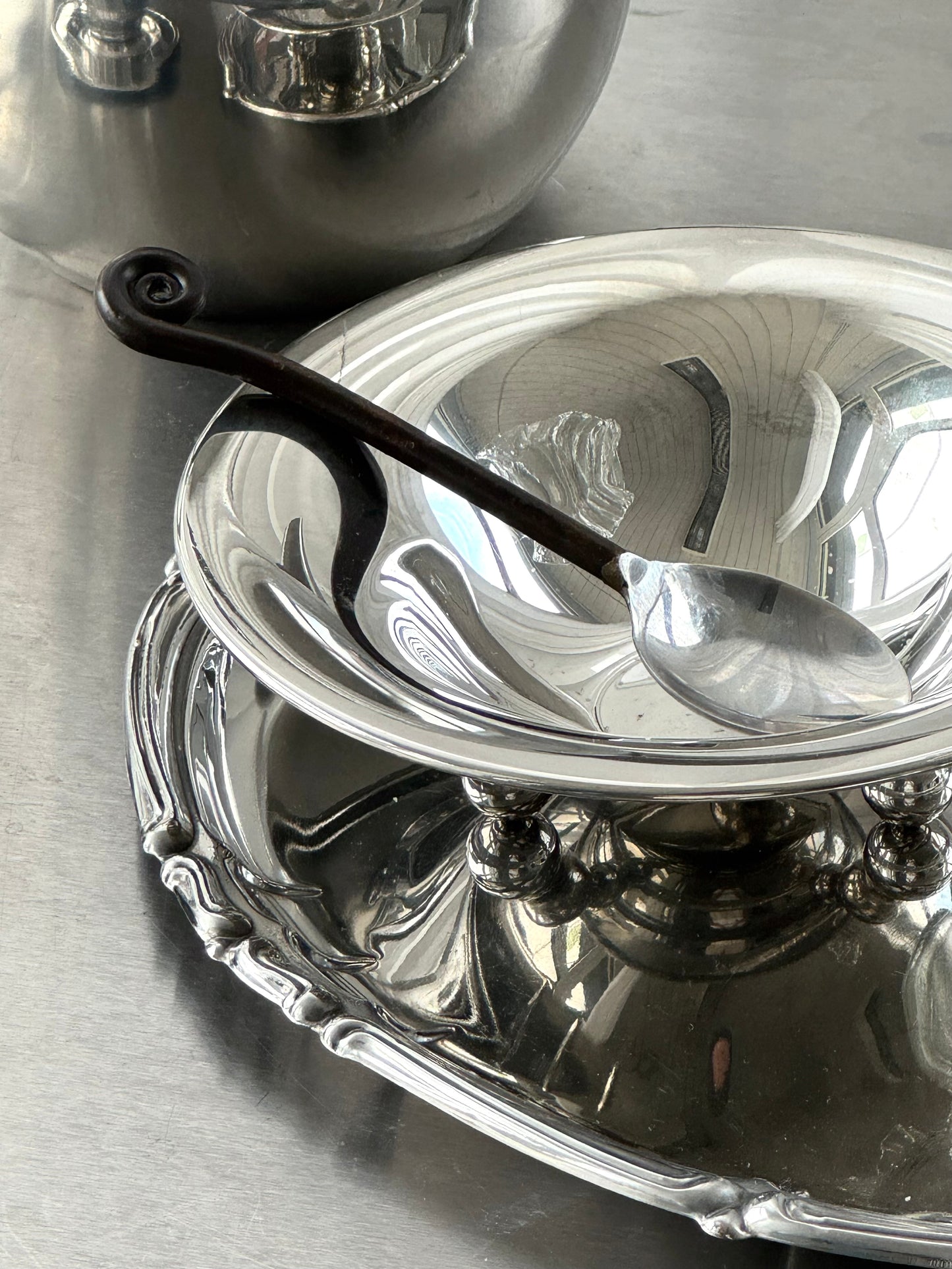 Chrome bowl