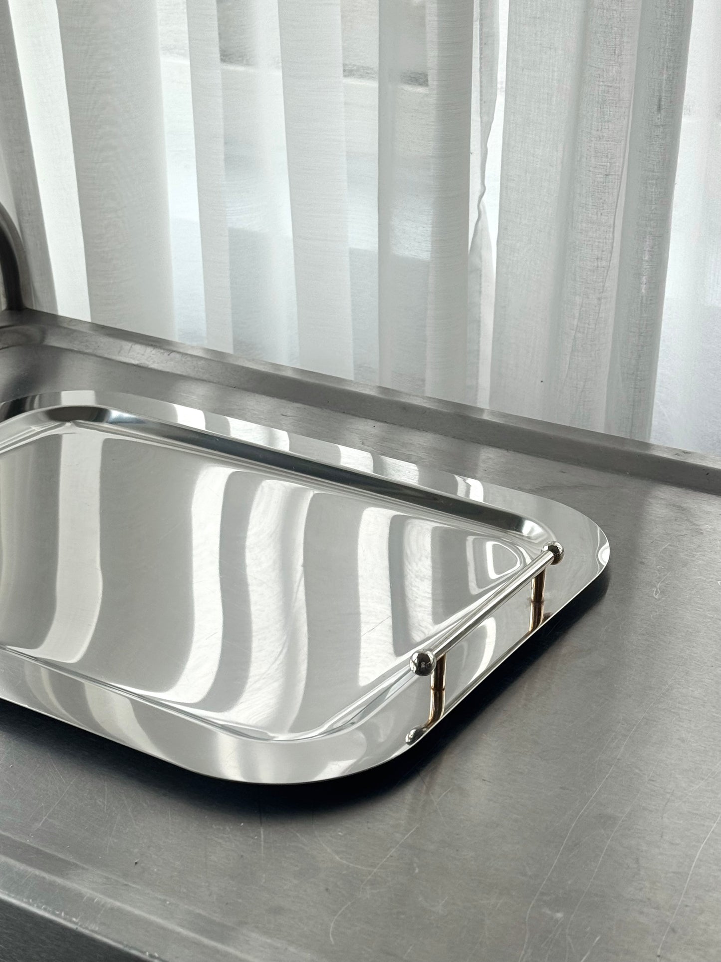 Steel tray