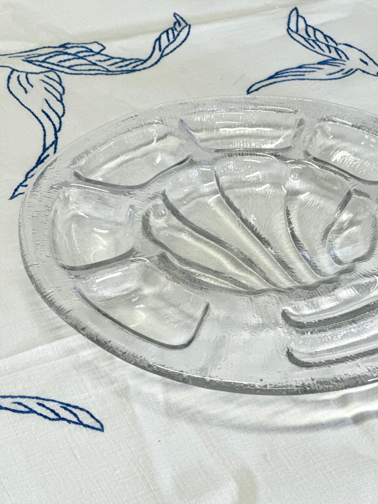 Clam serving dish