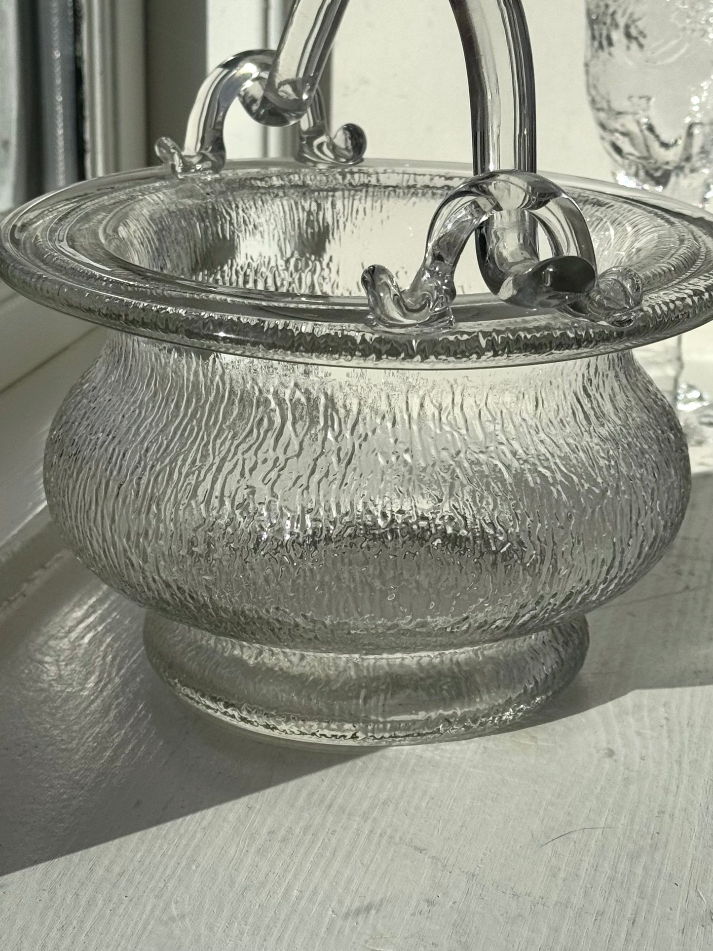 Ice bucket