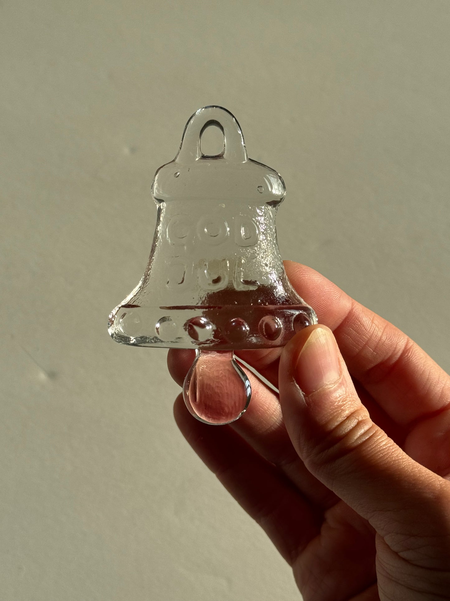 Glass bell