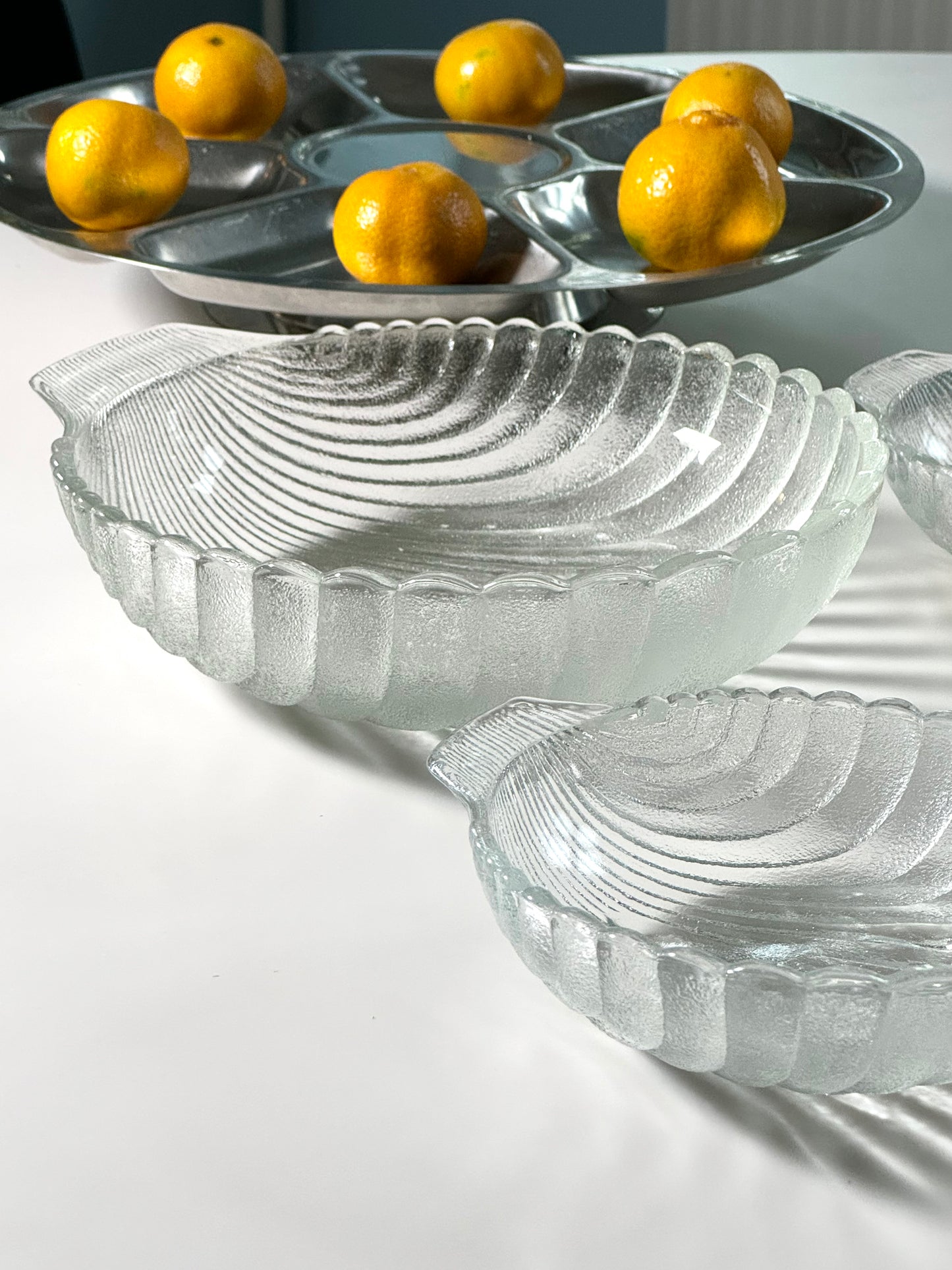 Glass clam bowls