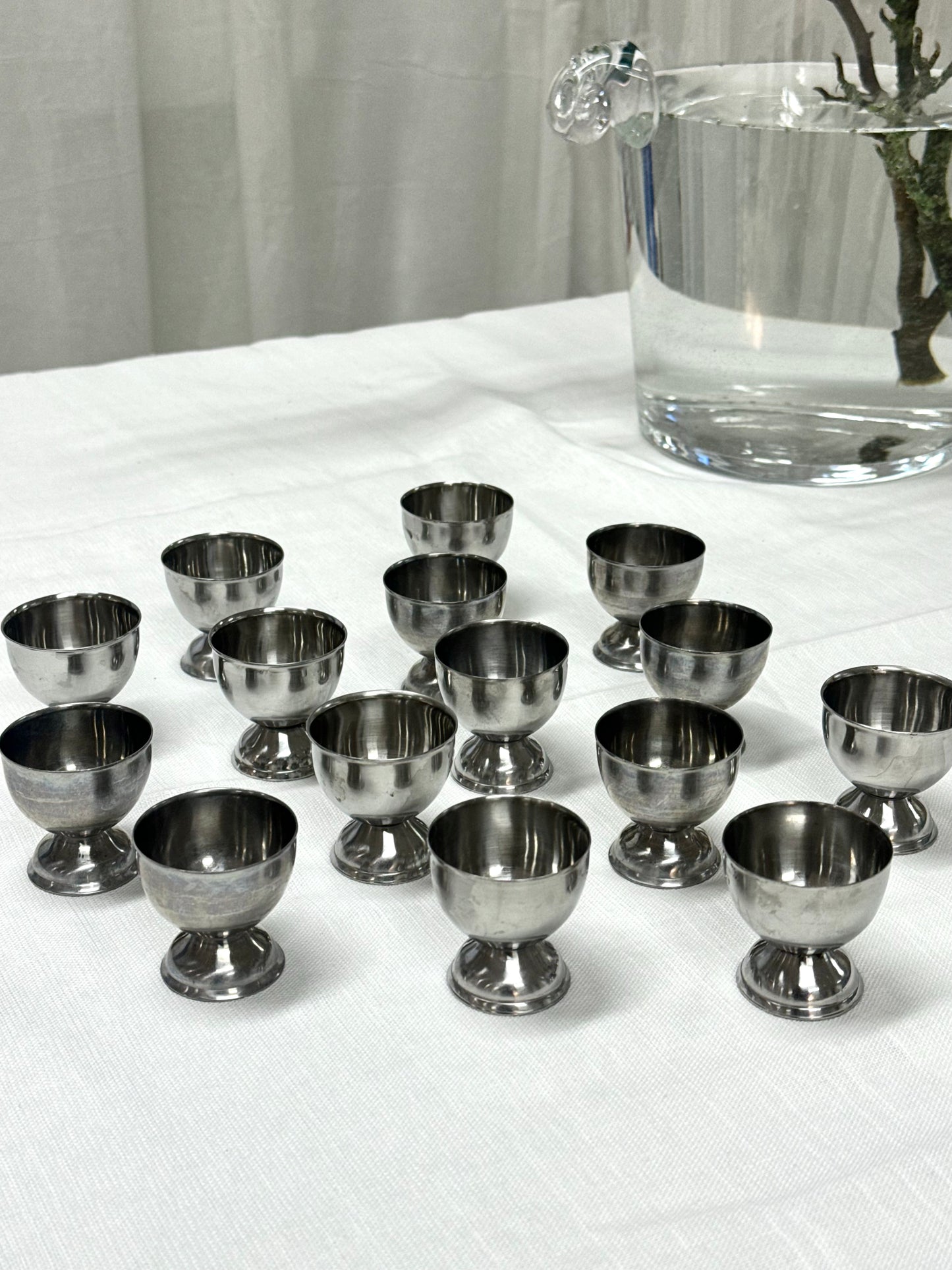 Eggcups on foot