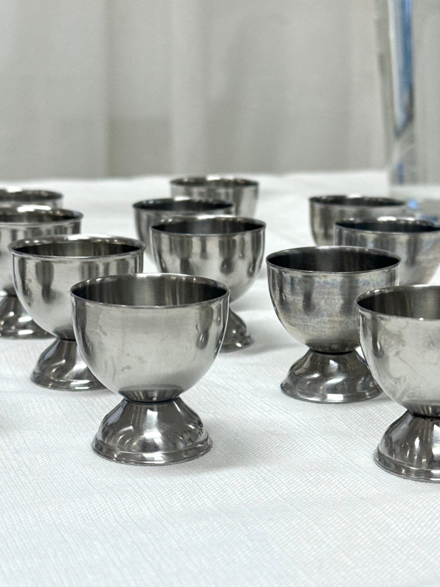 Eggcups on foot