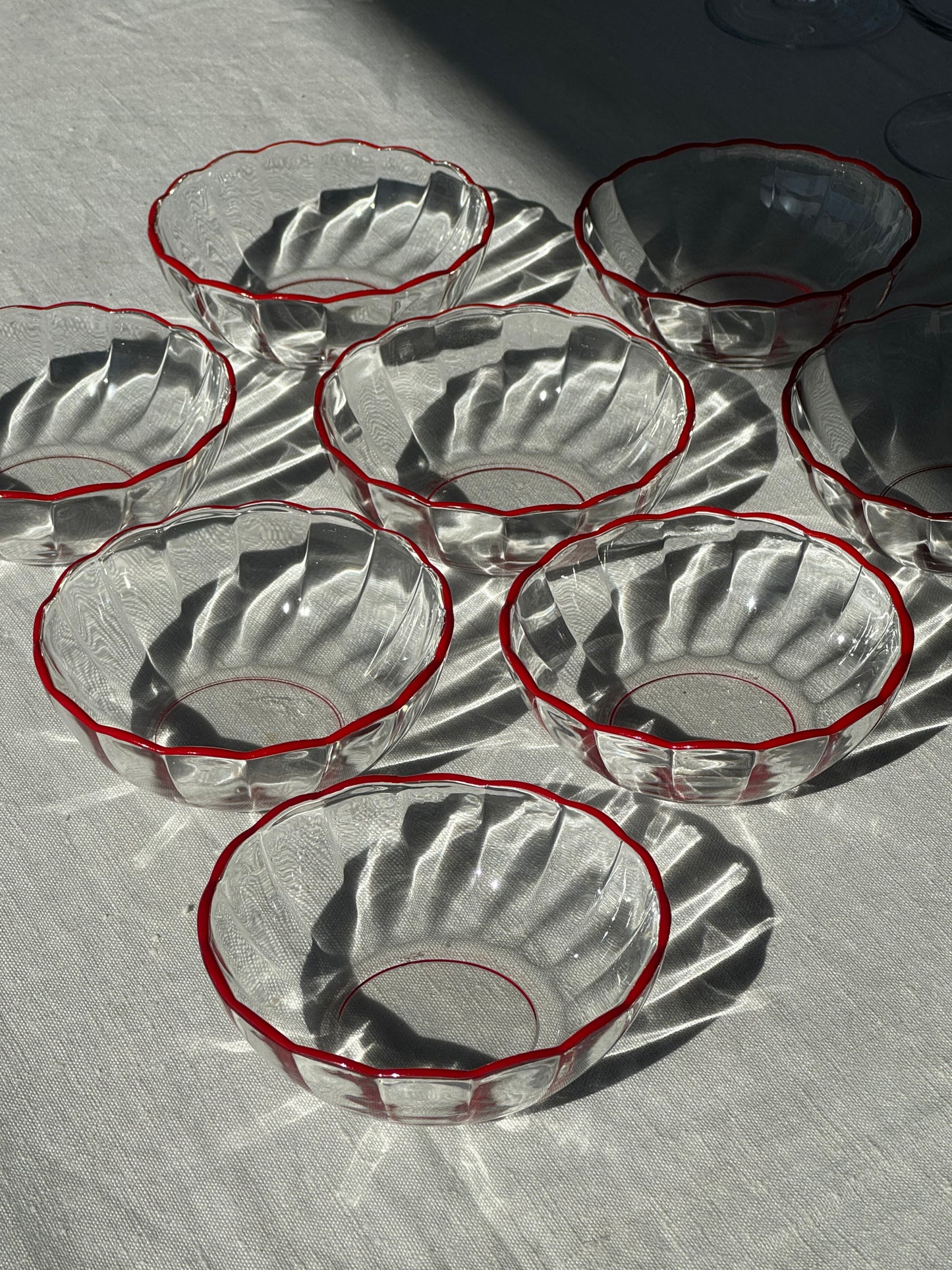 Red rim bowls