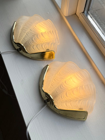 Art deco clam lamp
