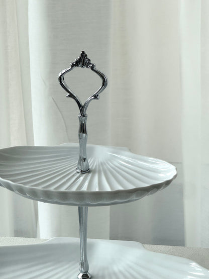 Porcelain etagere