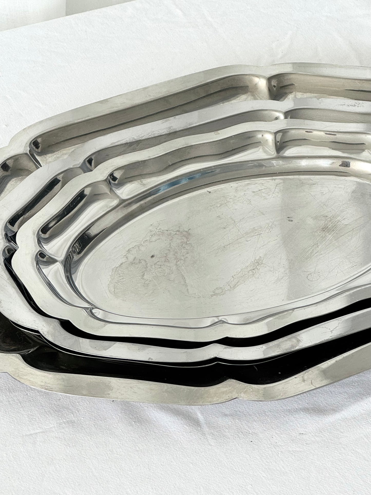 Ruffled Italian dishes Chubby