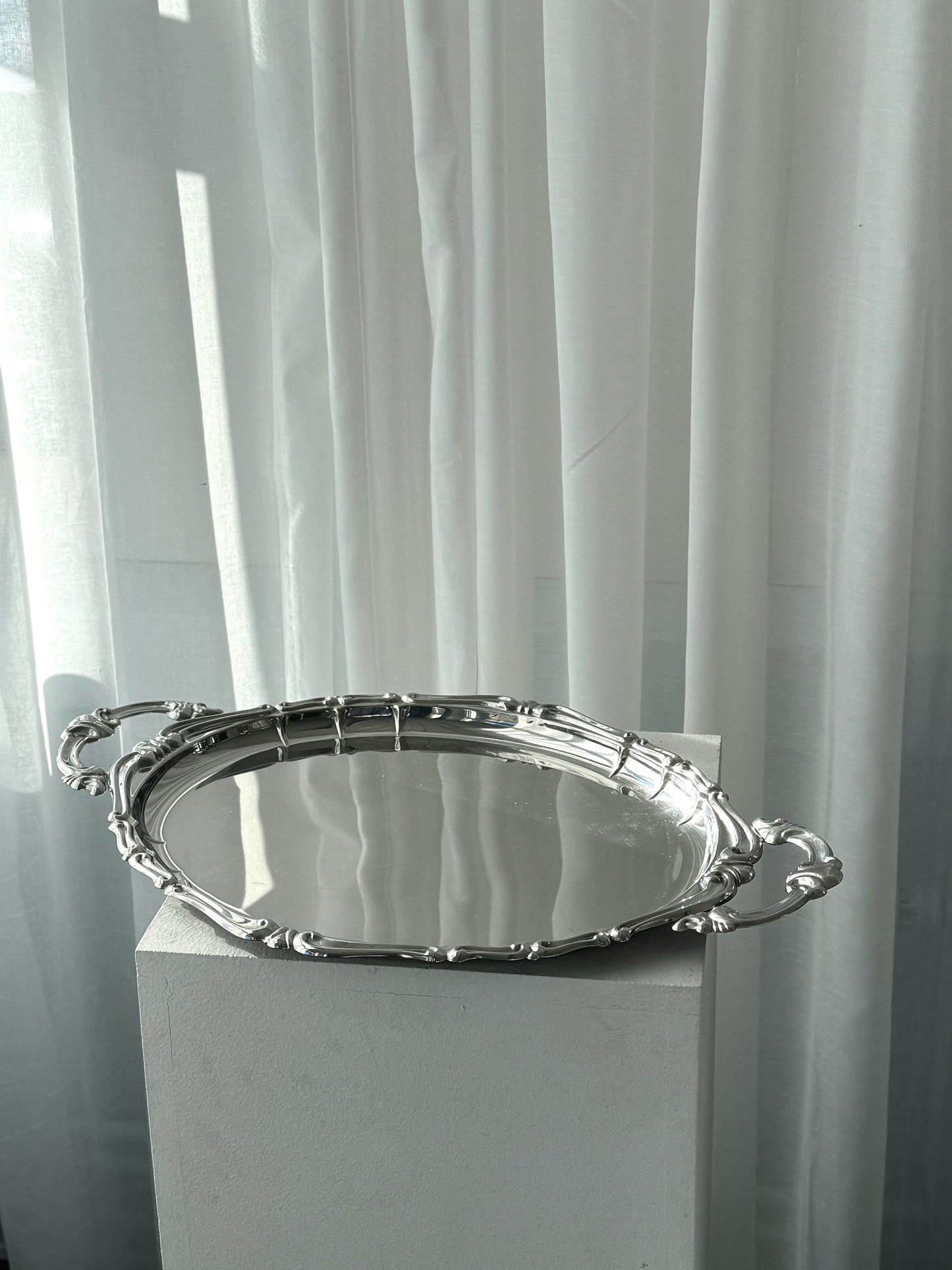 Oval Italian tray