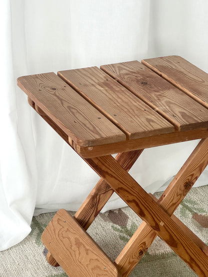 Wooden side table/stool