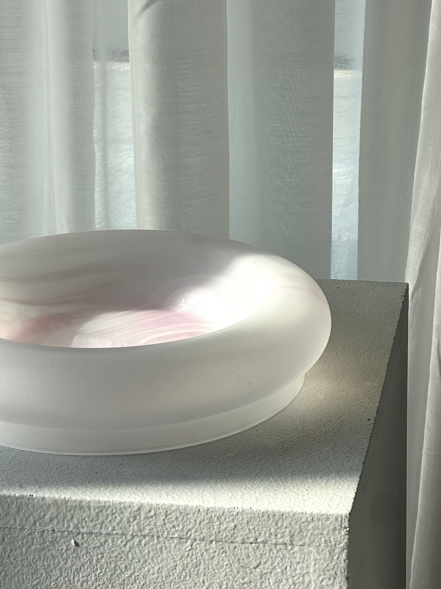Murano donut bowl