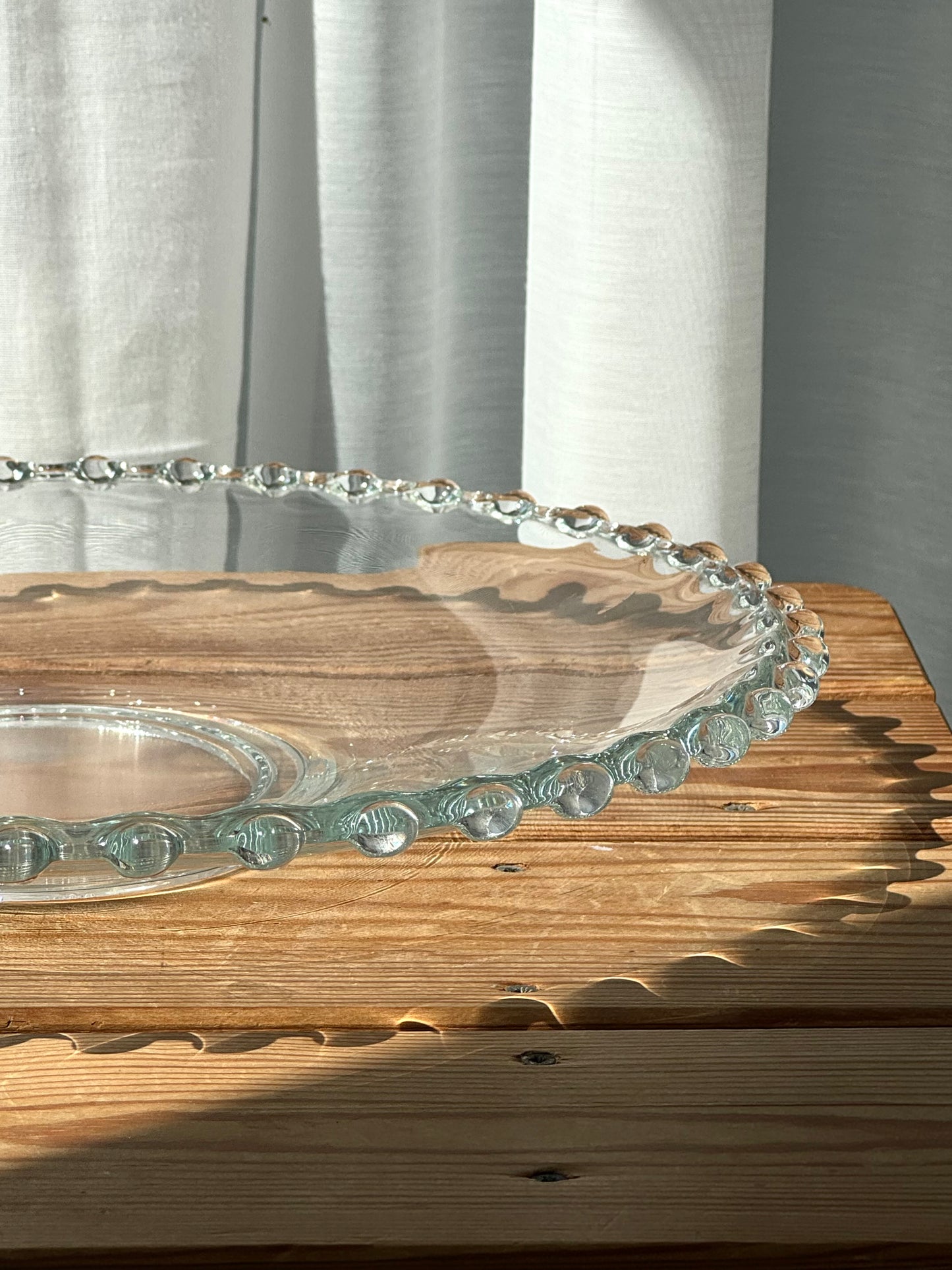 Glass dish